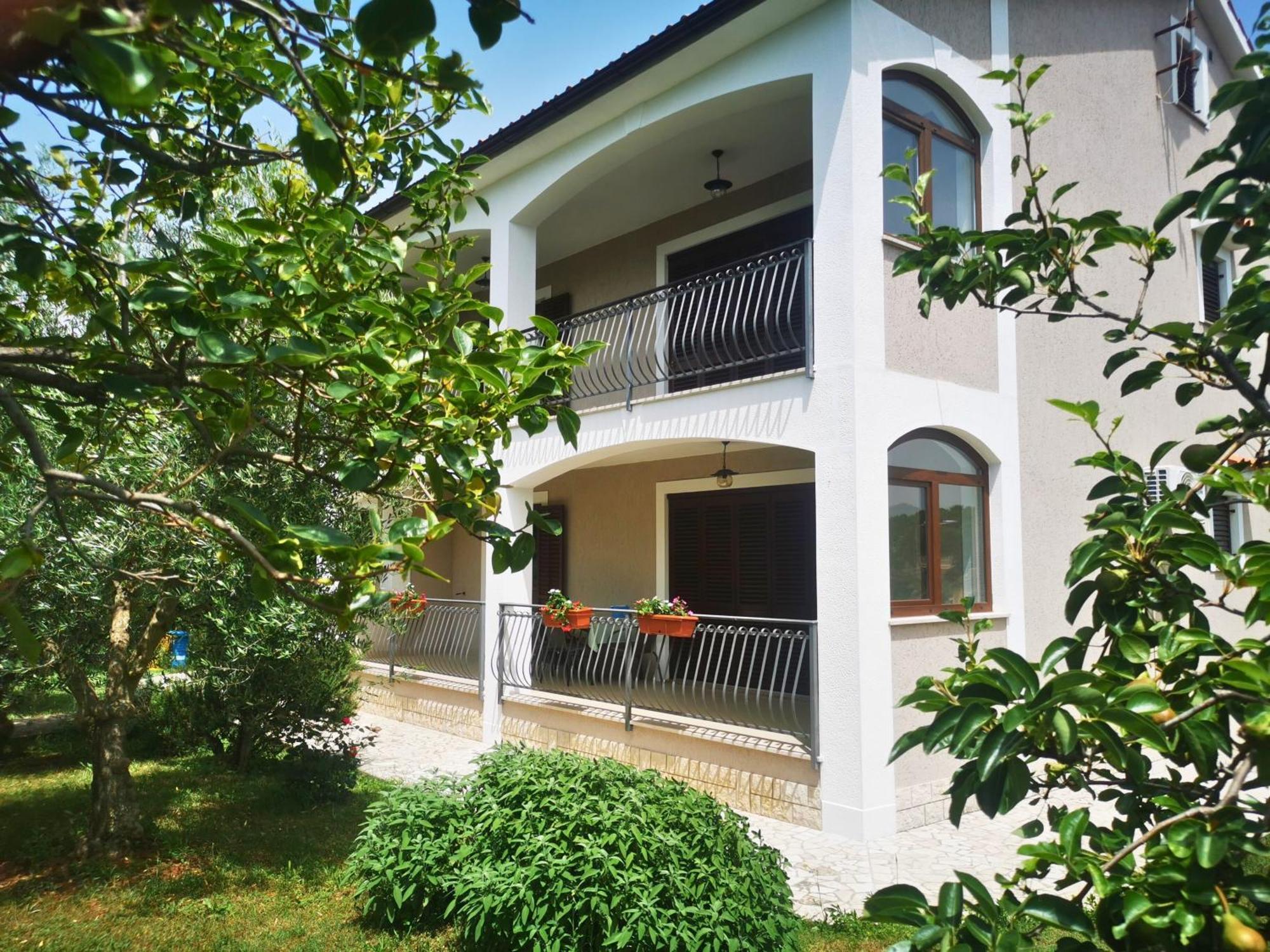 Garden Apartment Maria Vrsar Exterior foto
